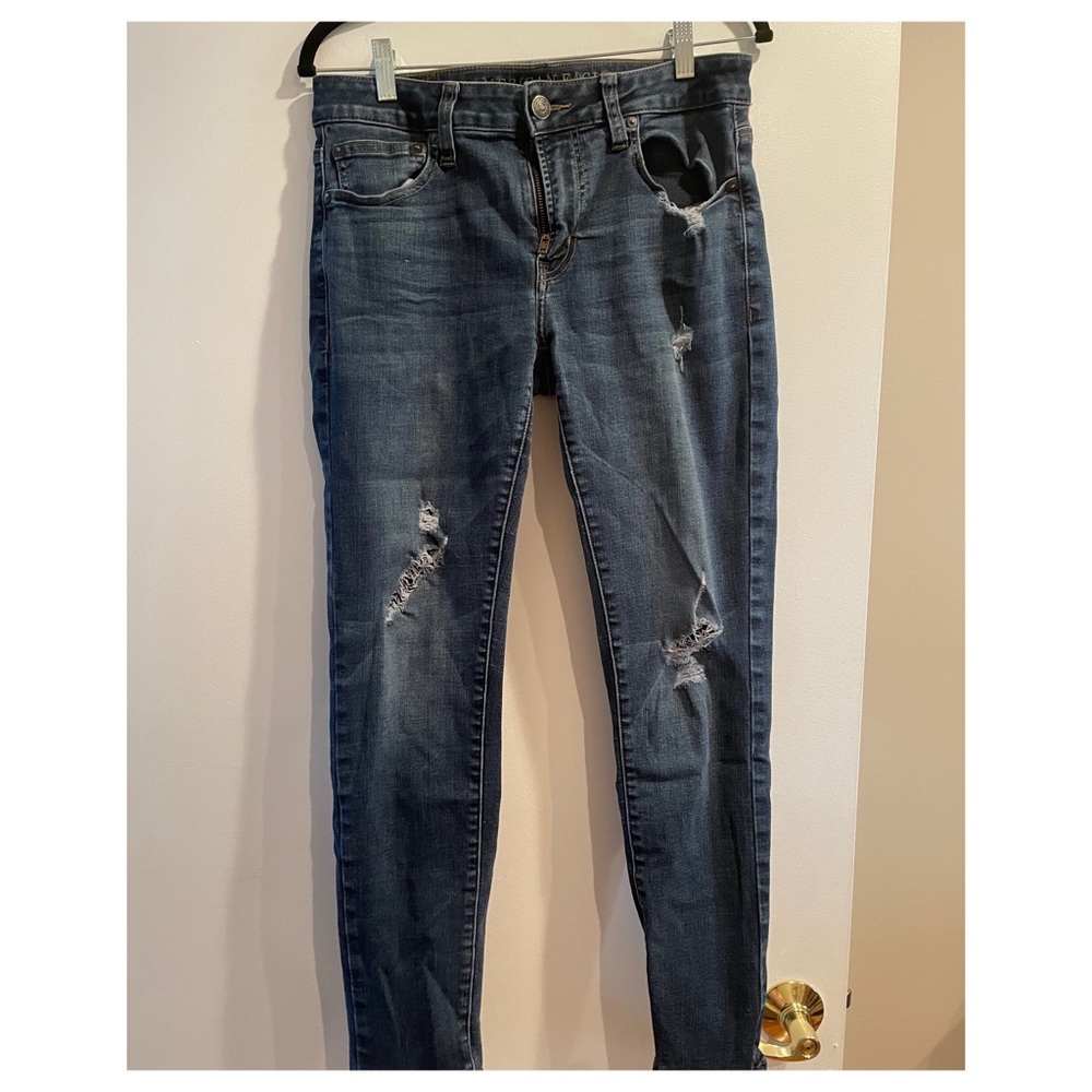 American Eagle Distressed Skinny Jeans